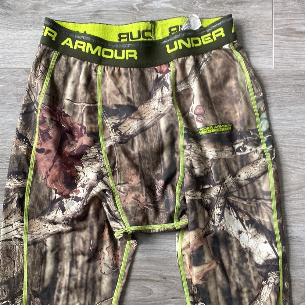 Under Armour Men's Camo EVO Scent Control Base Layer Pants Legging - Picture 2 of 7